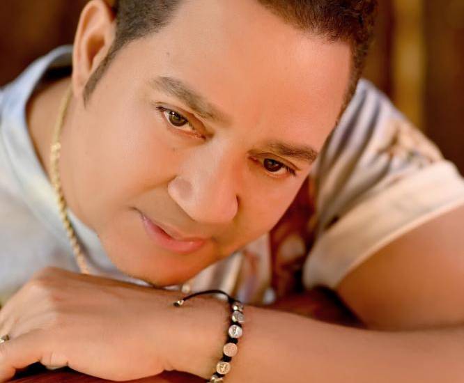 Frank Reyes ofrecerá show con amigos en el Hard Rock Live de Hollywood en febrero