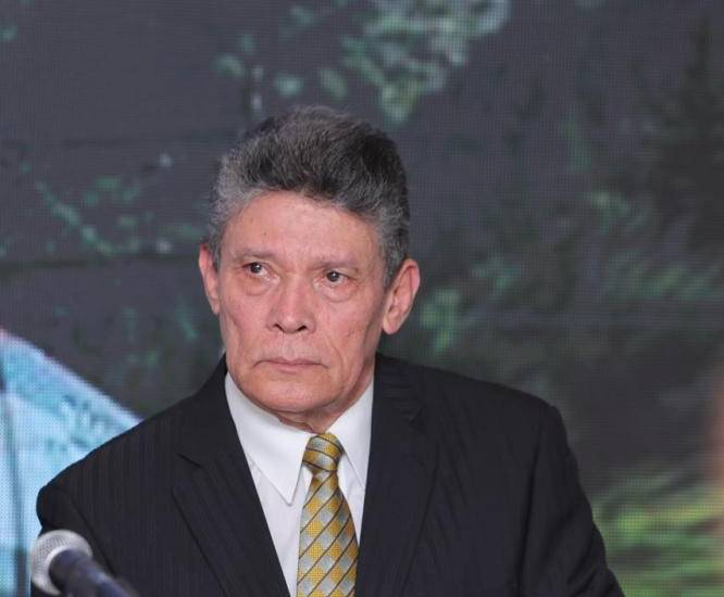 Henry Faarup, a cargo del tren Panamá-David