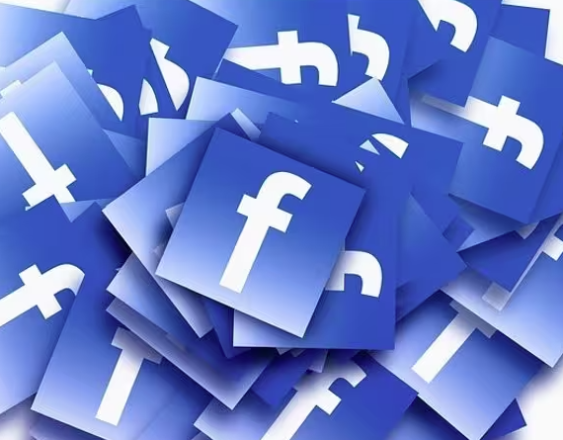 Pixbay | Logos de Facebook.