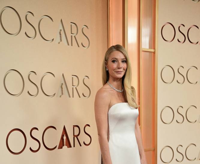 Los Óscar, del pastel al rojo intenso