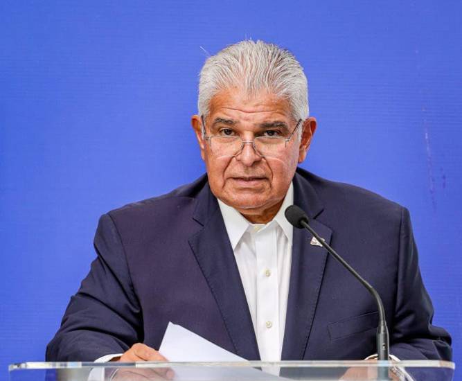 Presidente Mulino ordena inmediata restauración del monumento chino