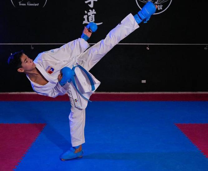En Karate, debes “exigirte al 100%”