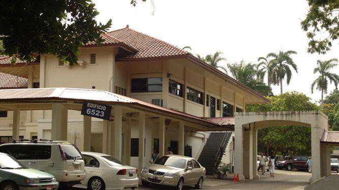 Funcionaria de Meduca es agredida con potasa