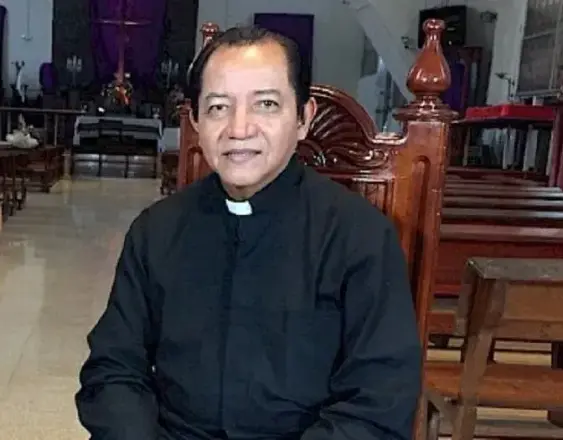 Arquidiócesis: David Cosca “se encuentra en condición de presbítero jubilado”