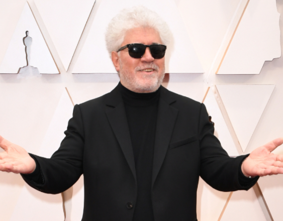 AFP | El español Pedro Almodóvar aspira de nuevo a la Palma de Oro en Cannes.