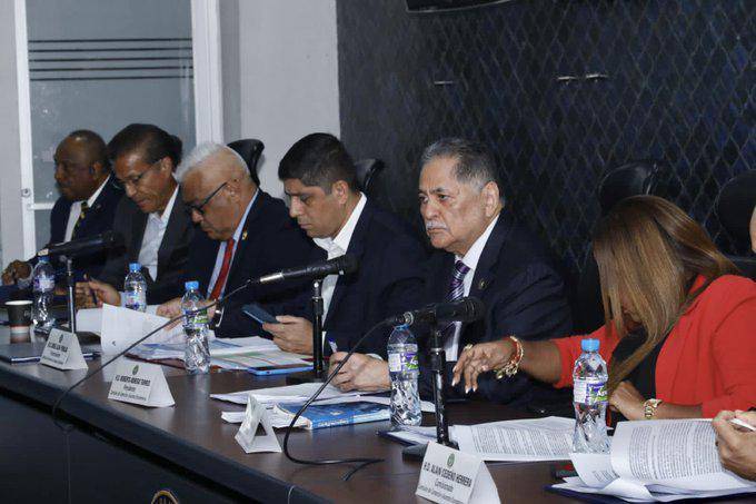 Asamblea aprueba en primer debate proyecto de ley del contrato minero