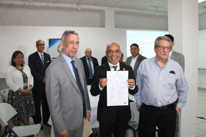 José Emilio Moreno es proclamado como rector de la Universidad de Panamá