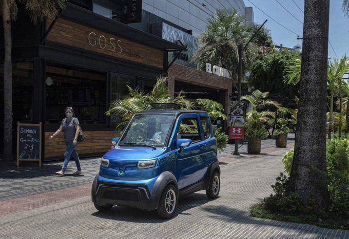 Minicoches eléctricos baratos brillan en ciudades pequeñas y pobres de China