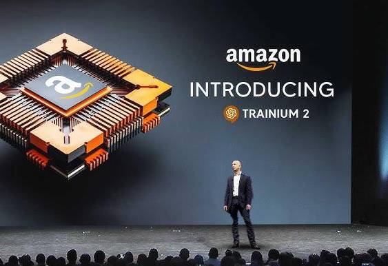 Amazon presenta nuevo chip de inteligencia artificial para competir con Nvidia
