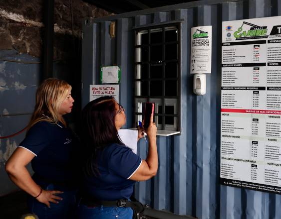 Acodeco realiza operativo de verificación de precios a la vista en los servicios de grúas