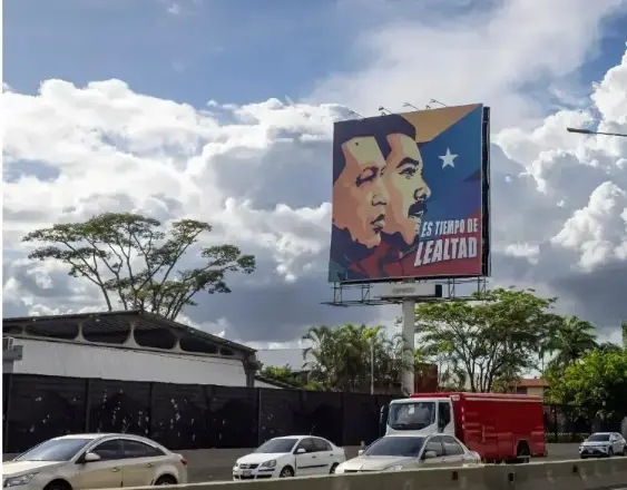 Venezuela denuncia la “amenaza colonialista” y la nueva “agresión” de Trump por cerrar su espacio aéreo