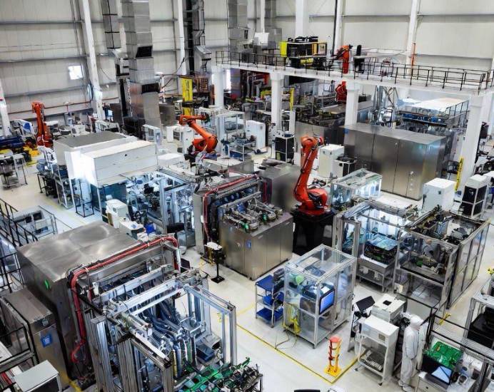 Musk lanza un ambicioso proyecto para fabricar sus propios chips de IA