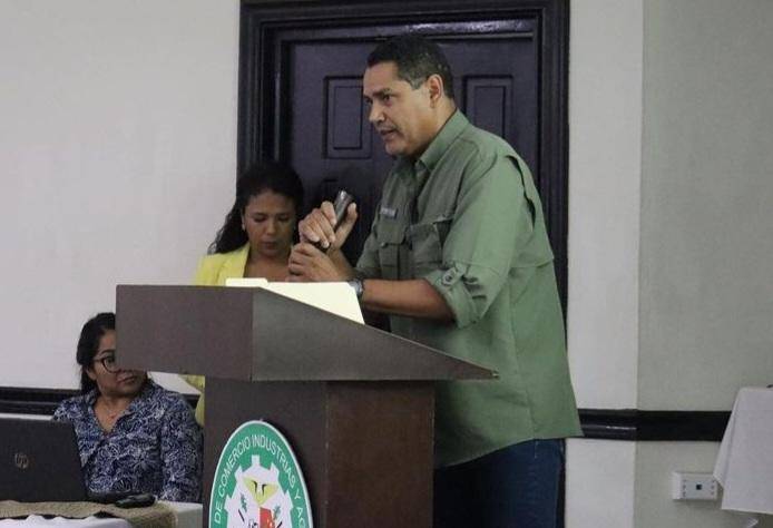 Jorge Tovar es reelegido como presidente de CAMCHI