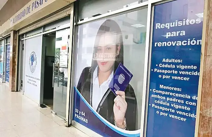 ML | Entrada de la autoridad de Pasaportes de Panamá.
