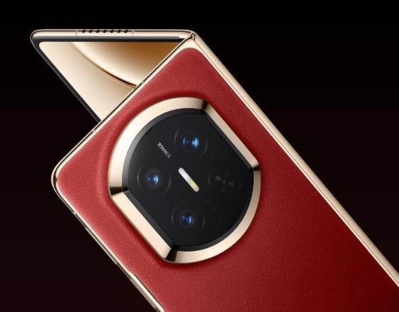 (Foto de ARCHIVO) El nuevo Huawei Mate X7.