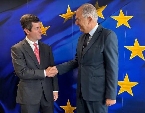 Gobierno inicia consultas para modificar legislación y sacar a Panamá de listas grises