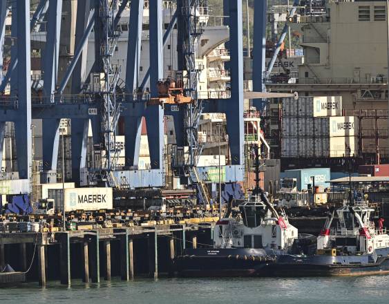 AFP | Contenedores en el puerto de Balboa.