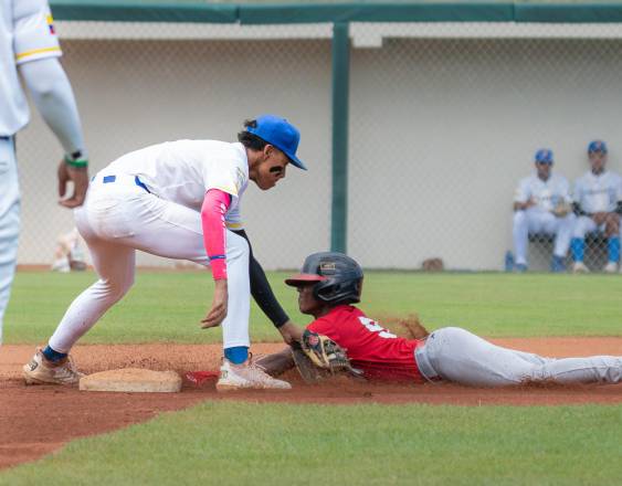 Josip Andrey Rodriguez | Durante el encuentro.