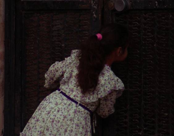 PEXELS | Una niña menor de edad.