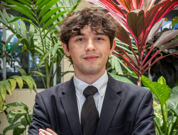 Una iniciativa universitaria busca limitar redes sociales a menores