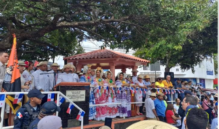 Santeños listos para celebrar el Primer Grito de Independencia