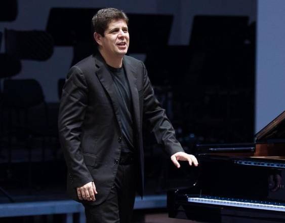Cortesía | El reconocido pianista español Javier Perianes durante una presentación.