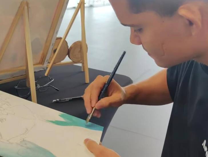 Imanes y pinturas, emprendimiento que mantiene vivo los recuerdos de mascotas