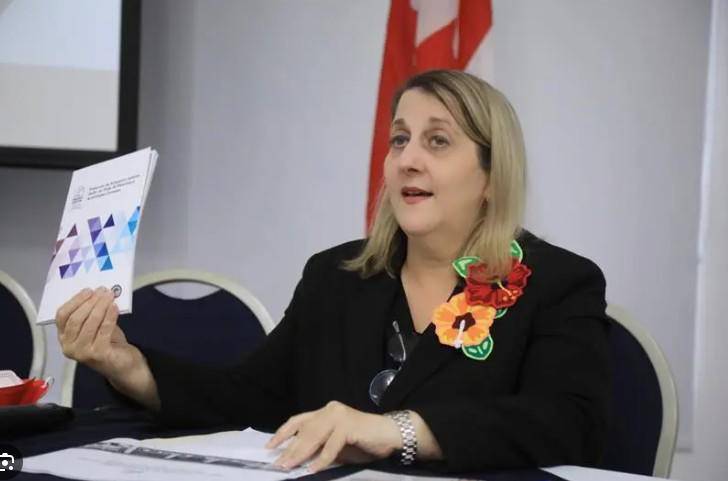 Siete candidatos a defensor del pueblo pasan al pleno de la Asamblea