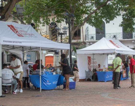 Oficina del Casco Antiguo realiza jornada de limpieza de playas