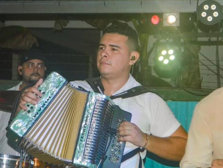 Leonardo Marín pasó de la cumbia a “El sonar de lo nuestro”