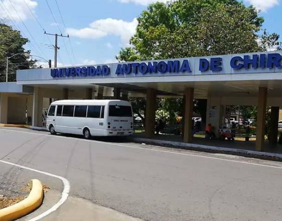 ML | Universidad Autónoma de Chiriquí.