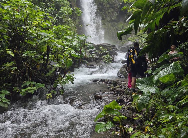 El Trueno, gran caída de agua natural en Boquerón