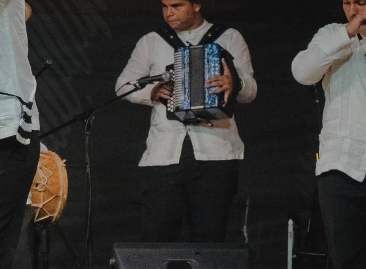 Isaac Chang busca ganarse su espacio en el típico