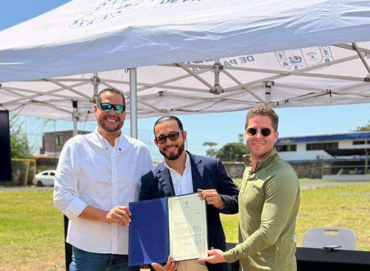 Las Acacias contará con moderna cancha deportiva financiada con fondos de la descentralización