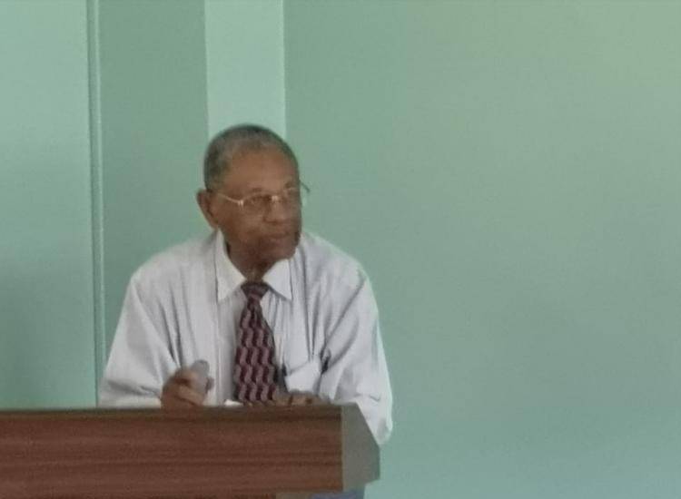 Fallece Karl Austin, maestro de la ginecología panameña