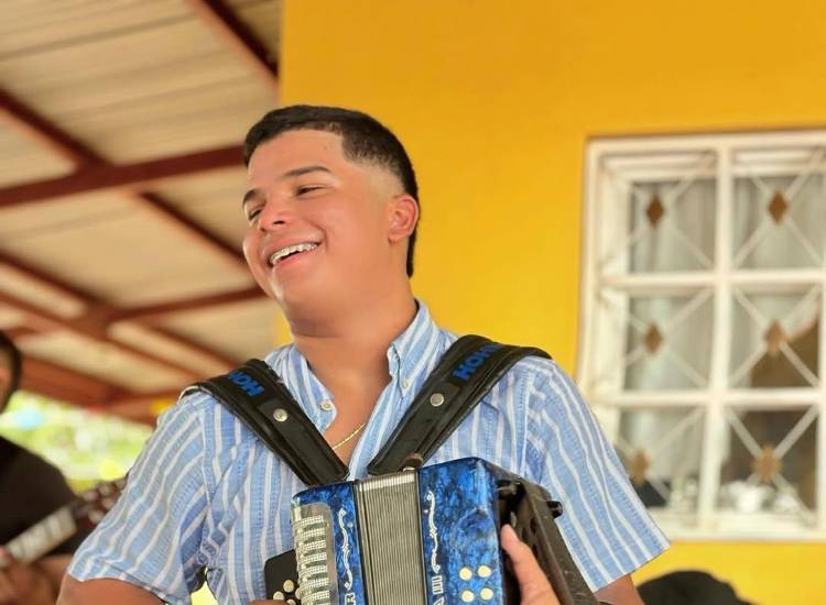 Isaac Chang busca ganarse su espacio en el típico