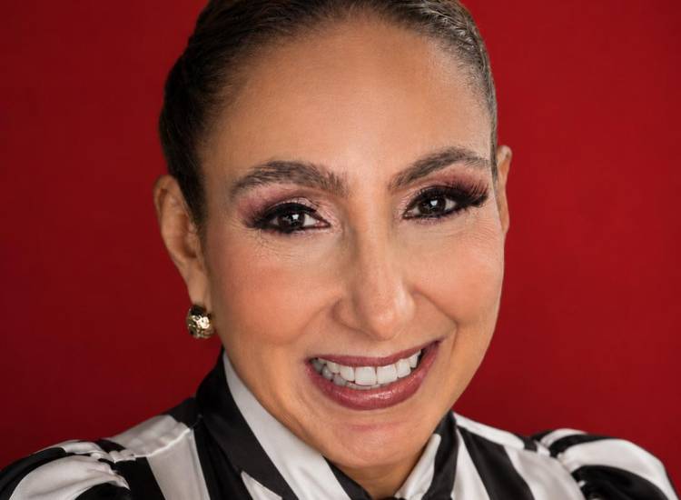 Elena Llorach apuesta por la docencia cultural