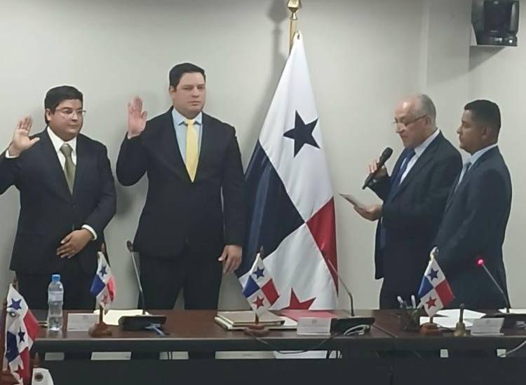 Juramentaron cuatro comisiones de la AN