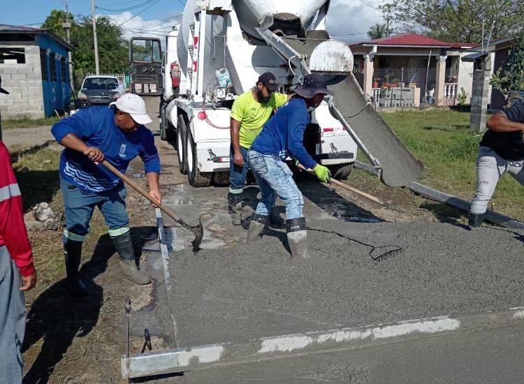 Más de 10 mil personas beneficiadas con nuevas aceras y veredas en Las Garzas