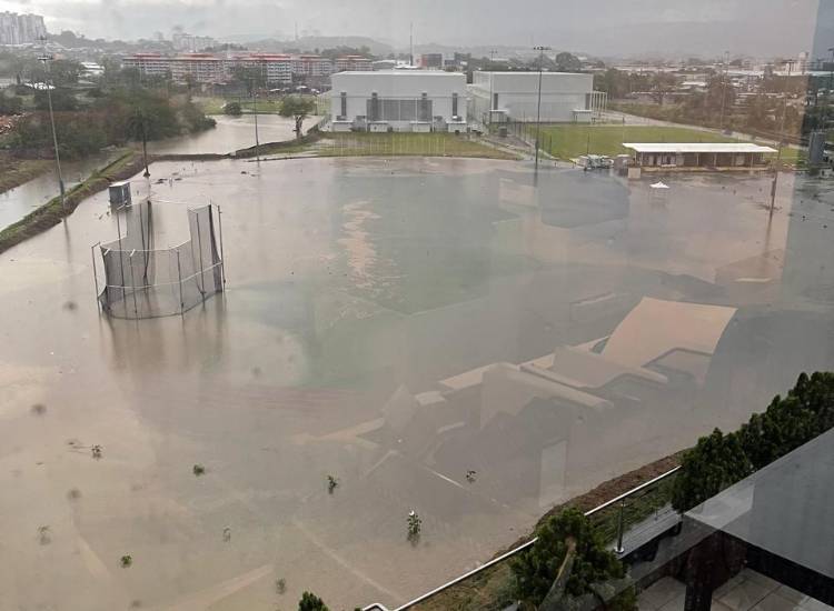 Inundación en el CAR alerta a Pandeportes