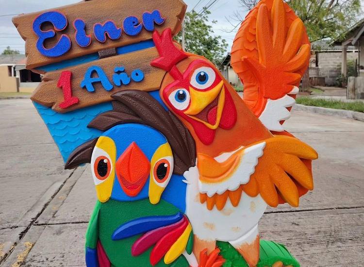 Piñatas en siluetas 2D, emprendimiento que lleva arte y decoración a las fiestas