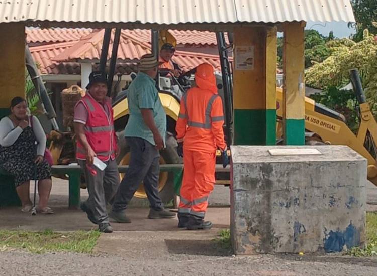 En Puerto Caimito se prioriza la salud, agua y educación