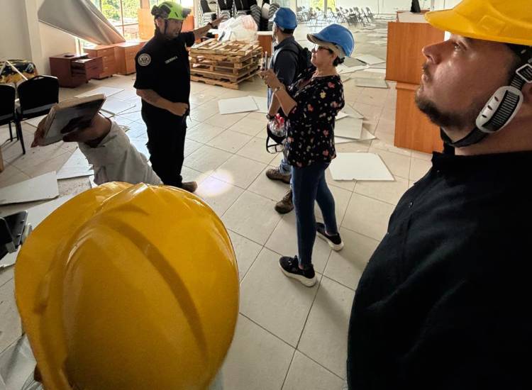 EE.UU. moviliza ayuda a las zonas afectadas