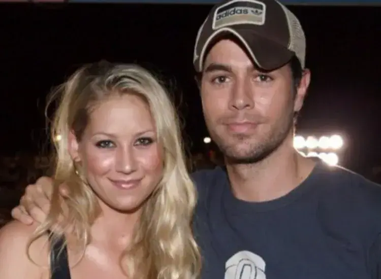 Enrique Iglesias y Anna Kournikova anuncian el nacimiento de su cuarto hijo