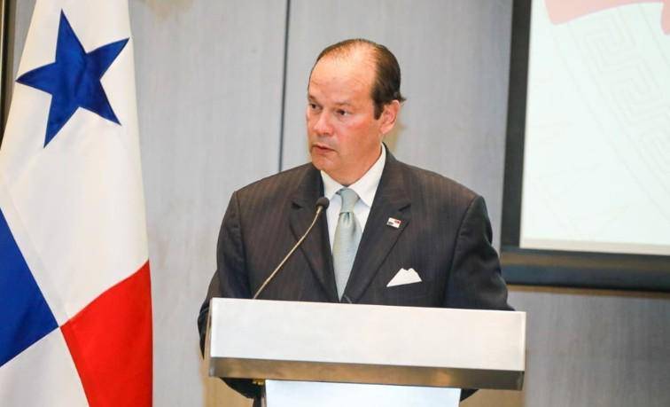 Martínez-Acha se refiere a la crisis de Venezuela