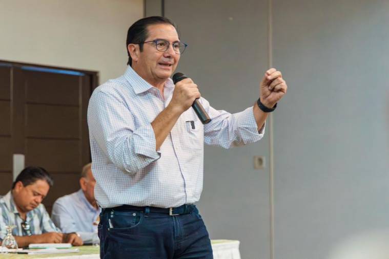 Martín Torrijos renuncia al PRD