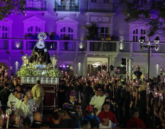 Procesión del Viernes de Dolores marcó el inicio de la Semana Santa en el Casco Antiguo