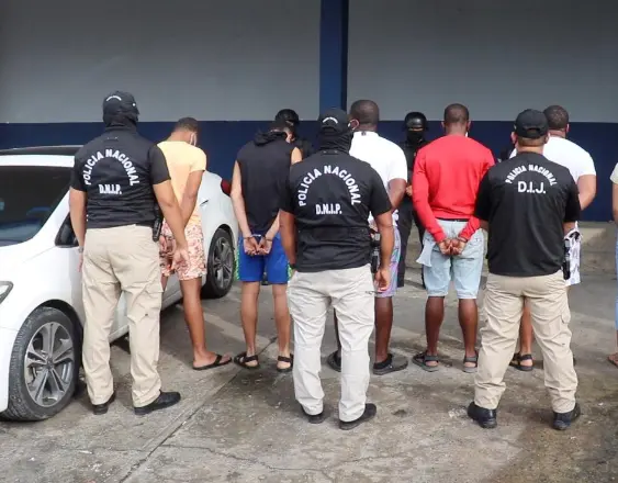 Ministerio Público | La Policía Nacional con los arrestados.