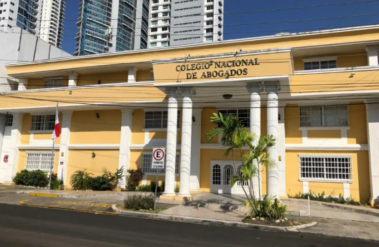 ML | Colegio Nacional de Abogados (CNA).