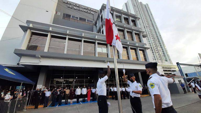 ML | Oficinas administrativas del Servicio Nacional de Migración.